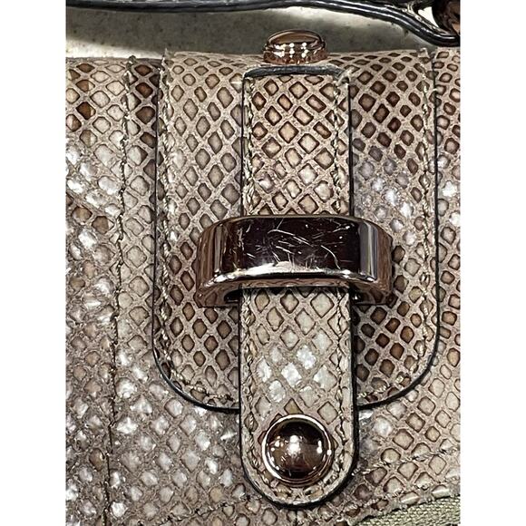 B Makowsky Leather Snake Skin Pattern Medium Crossbody Bag Purse - Picture 14 of 16